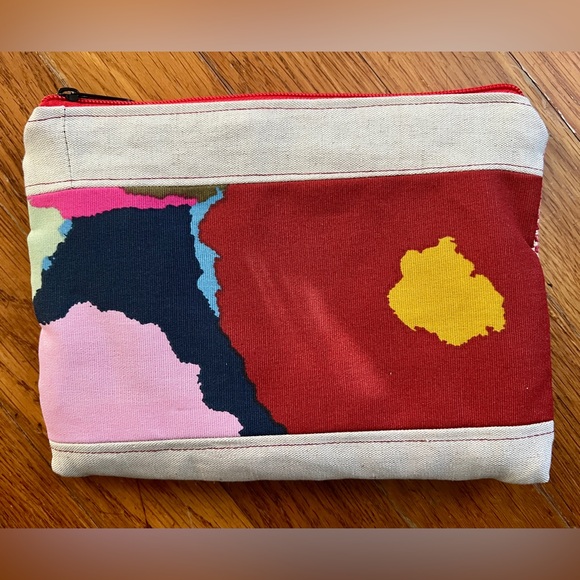 Perfectly Imperfect Zipper Pouch! - Picture 4 of 11